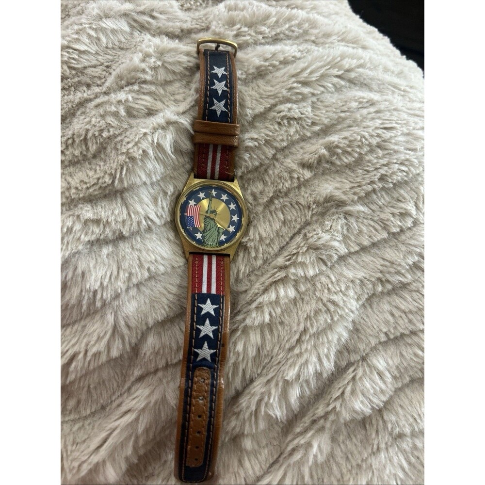 Valdawn Wrist Watch United States Flag American Patriotic Unisex Needs Battery